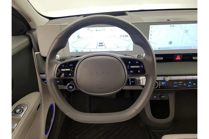 $31998 : Hyundai IONIQ 5 2023 AWD Lim image 10