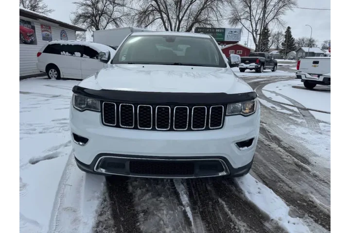 $14990 : 2017 Grand Cherokee Limited image 4