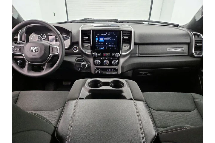 $34998 : Ram 1500 2025 4x2 Big Horn 4 image 9