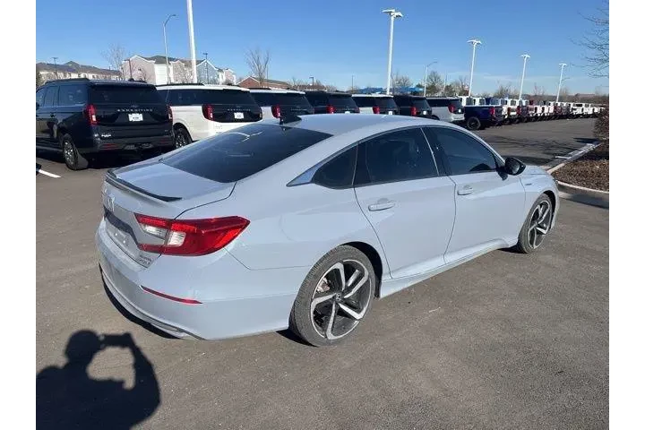 $25000 : Honda Accord Hybrid 2022 Spo image 7