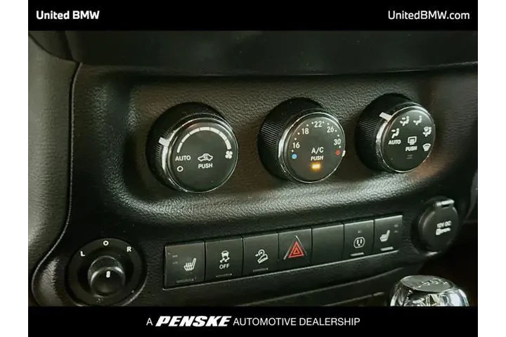 $24995 : Jeep Wrangler Unlimited 2016 image 10