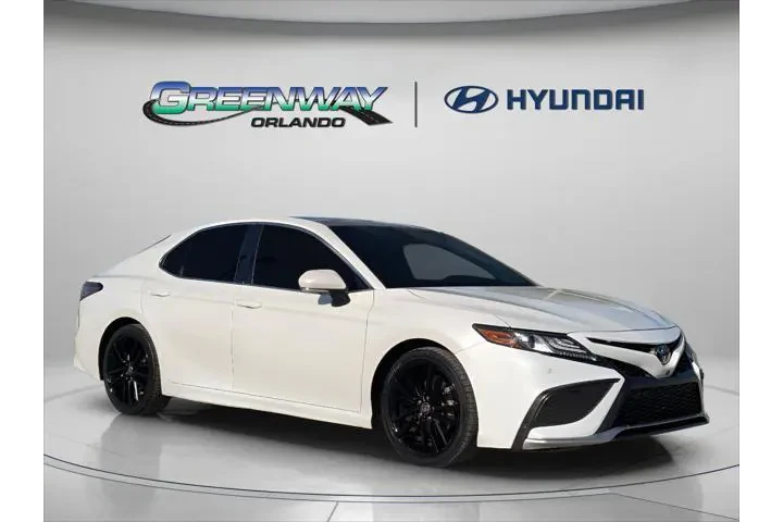 $22308 : Toyota Camry 2021 XSE V6 4dr image 2