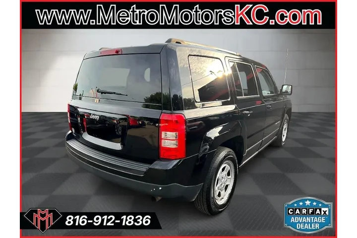 $9989 : 2016 Patriot FWD 4dr Sport image 5
