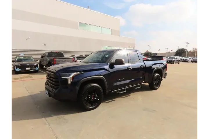 $37999 : Toyota Tundra 2023 4x4 SR5 4 image 2