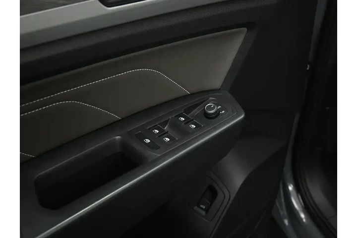 $23250 : Volkswagen Atlas Cross Sport image 9