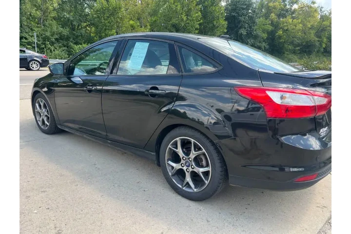 $5295 : 2014 Focus SE image 8