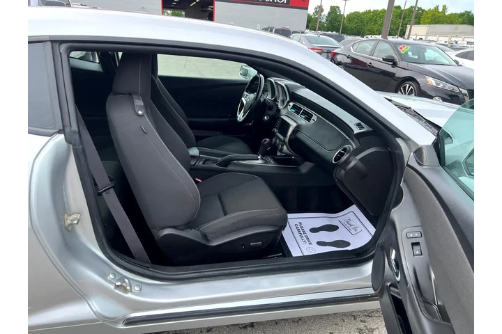$15980 : 2015 Camaro 2dr Cpe LT w/1LT image 9