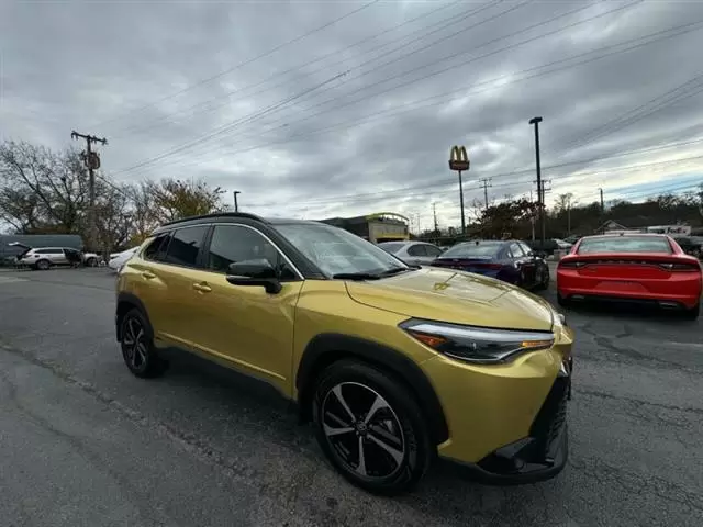 $29995 : 2024 Corolla Cross Hybrid XSE image 6