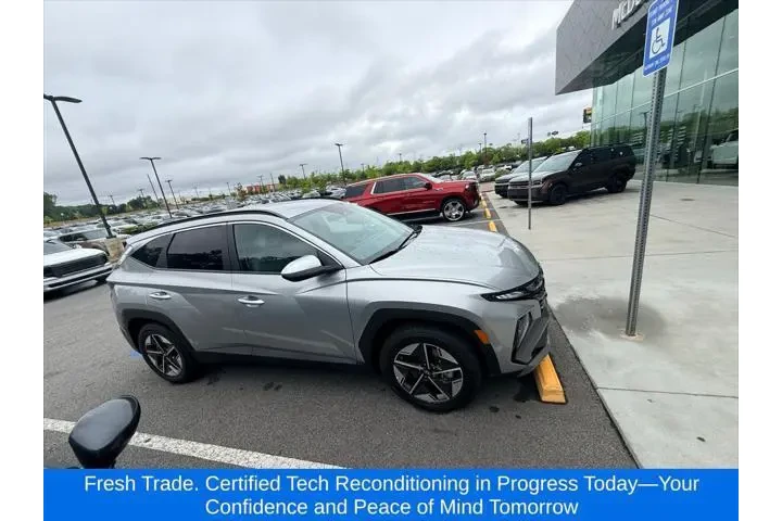 $26888 : Hyundai TUCSON 2025 SEL 4dr image 5