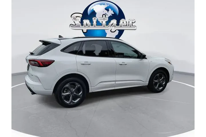 $24472 : Ford Escape 2023 AWD ST-Line image 9