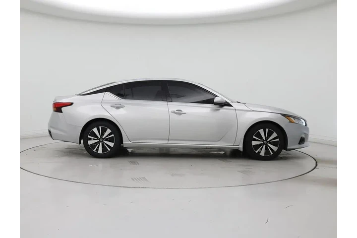 $16998 : Nissan Altima 2019 2.5 SV 4d image 7