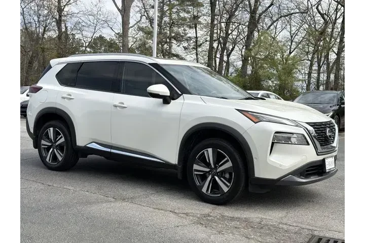 $18021 : Nissan Rogue 2023 SL 4dr Cro image 2