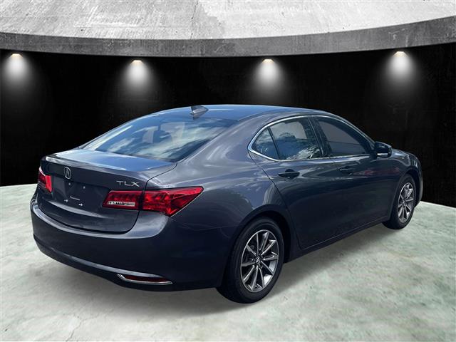 $18995 : Pre-Owned 2020 TLX 2.4L FWD image 6