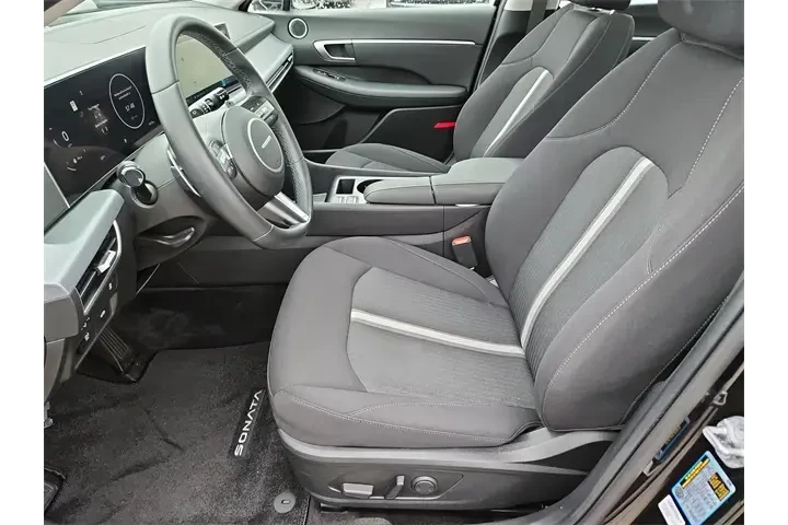 $32240 : Hyundai SONATA 2024 SEL 4dr image 10