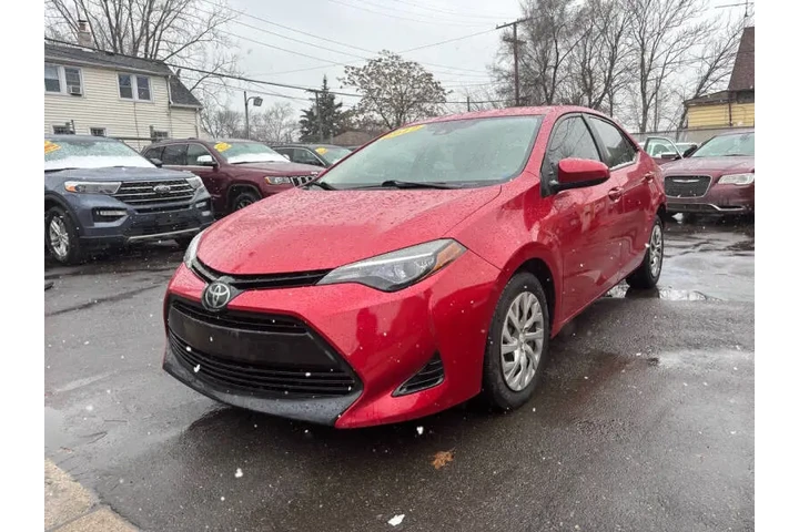 $19995 : 2017 Corolla LE image 5