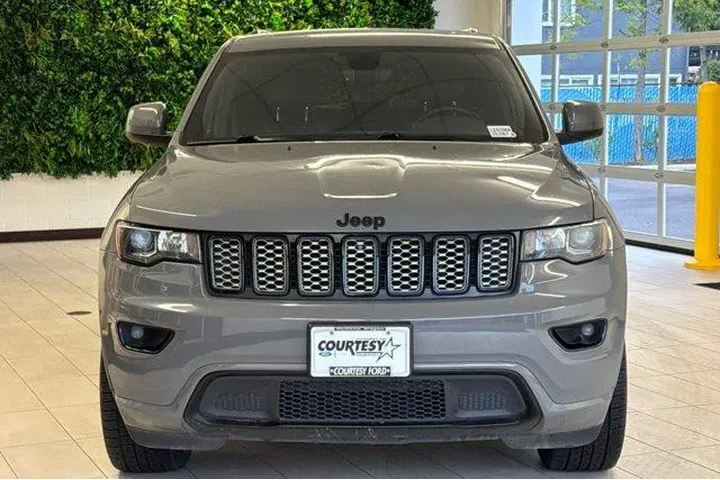 $19781 : Jeep Grand Cherokee 2020 4x4 image 9