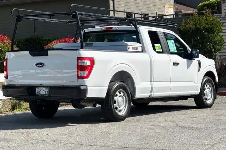 $37985 : Ford F-150 2023 4x2 XL 4dr S image 4