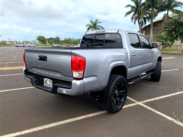 $31995 : 2016 Tacoma image 3