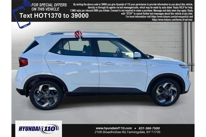 $19995 : Hyundai VENUE 2025 SEL 4dr C image 2