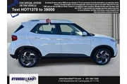 $19995 : Hyundai VENUE 2025 SEL 4dr C thumbnail