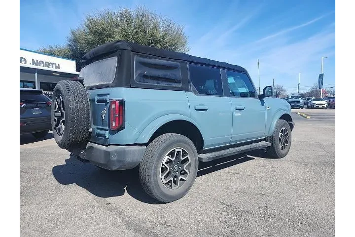 $29998 : Ford Bronco 2021 4x4 Black D image 3
