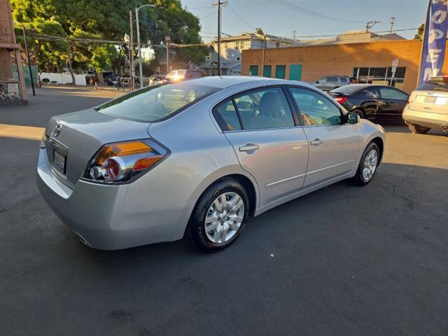 $8995 : 2010 Altima 2.5 image 7