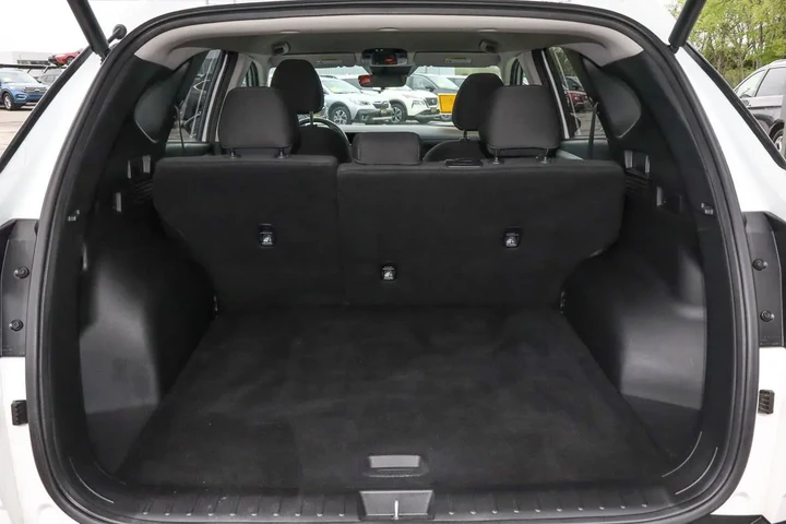 $22988 : 2025 Tucson SEL FWD image 9