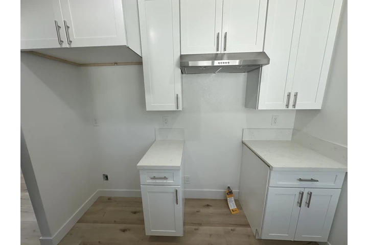 $1800 : Casa 1 REC con Estacionamento image 9