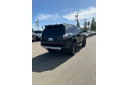 $39998 : Toyota 4Runner 2020 4x4 SR5 thumbnail
