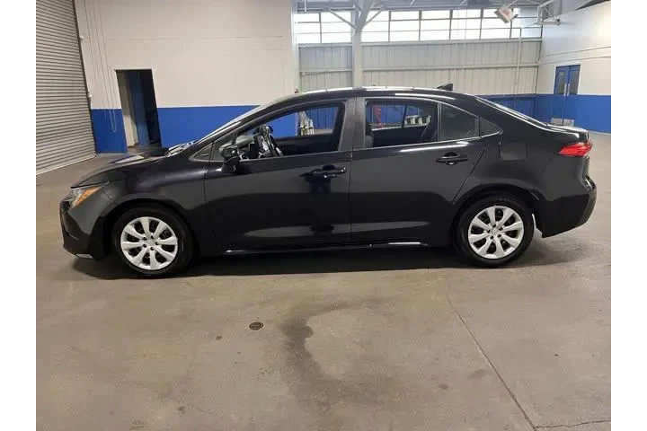 $19504 : Toyota Corolla 2023 LE 4dr S image 6