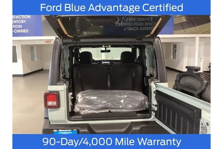 $31777 : Jeep Wrangler 2023 4x4 Sport image 6