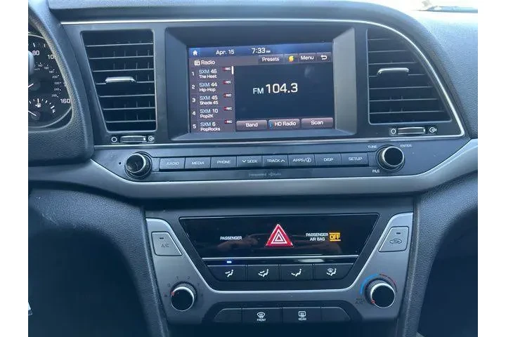 $12995 : Hyundai ELANTRA 2018 image 9