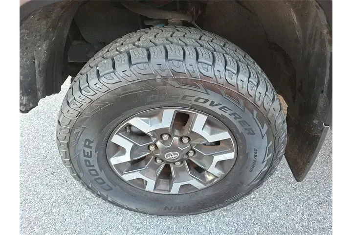 $27990 : Toyota Tacoma 2017 4x4 TRD O image 3