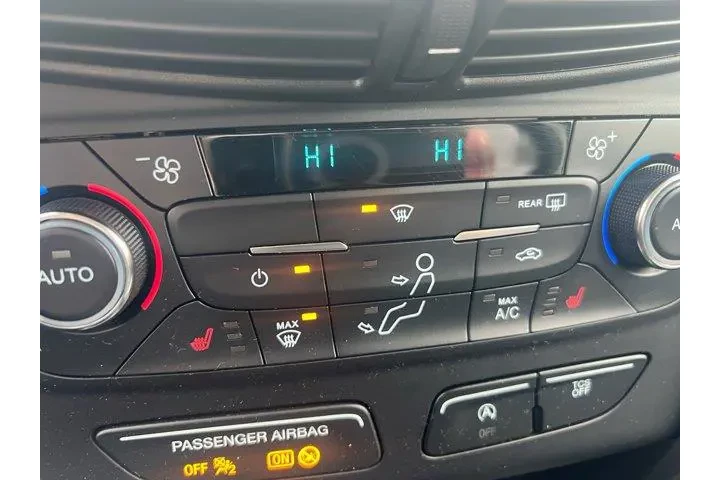 $13000 : Ford Escape 2017 AWD SE 4dr image 9