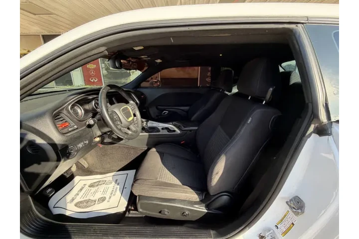 $15499 : 2015 Challenger SXT image 10