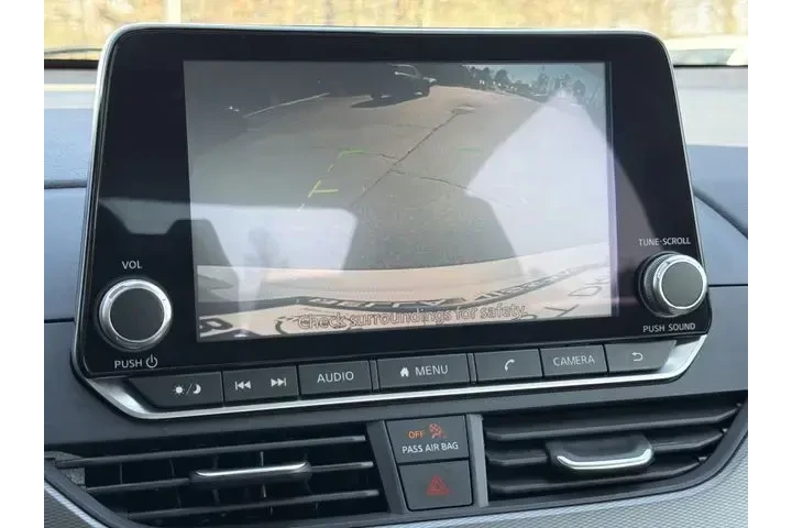 $19698 : Nissan Altima 2024 2.5 SR 4d image 6