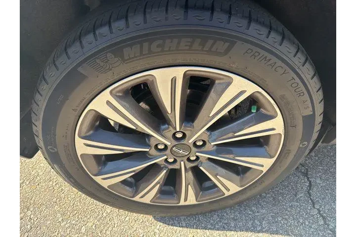 $29041 : Lincoln Corsair 2022 AWD Res image 9