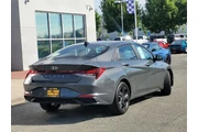 $23600 : Hyundai ELANTRA 2023 SEL 4dr thumbnail