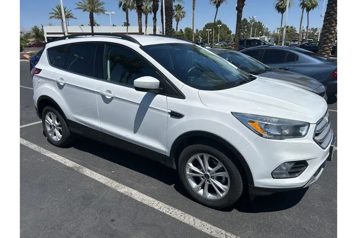 $10422 : Ford Escape 2018 SE 4dr SUV image 1
