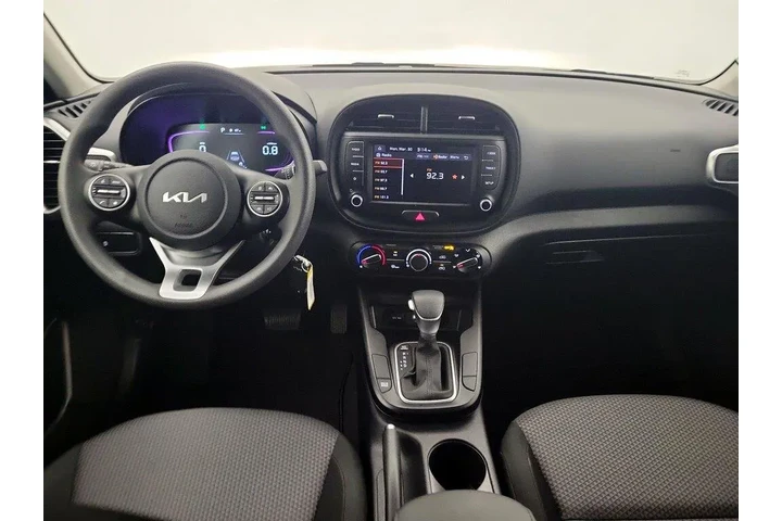 $21998 : Kia Soul 2025 LX 4dr Crossov image 9