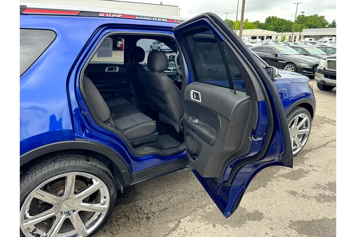 $7980 : 2014 Explorer FWD 4dr XLT image 10