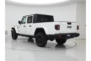 $28998 : Jeep Gladiator 2021 4x4 Will thumbnail