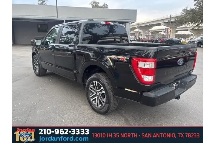 $32788 : Ford F-150 2023 4x2 XL 4dr S image 6