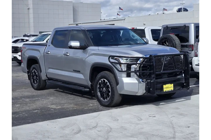 $38792 : Toyota Tundra 2024 4x2 SR5 4 image 3