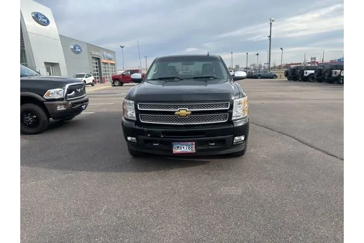 $12735 : Chevrolet Silverado 1500 201 image 2