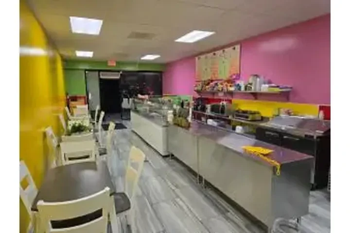 🥝🥥🍉JUICE BAR, BIEN EQUIPADO image 2