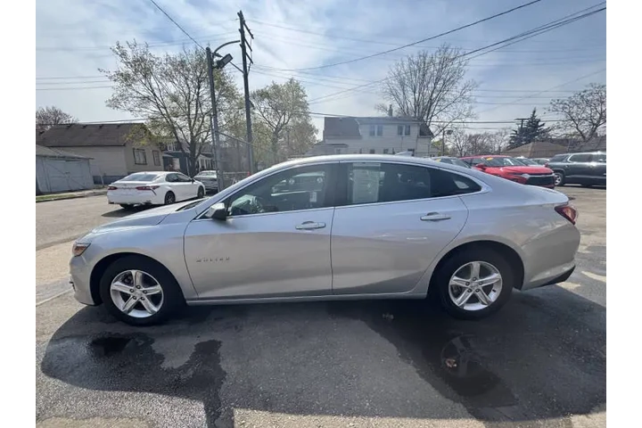 $18995 : 2022 Malibu LT image 6