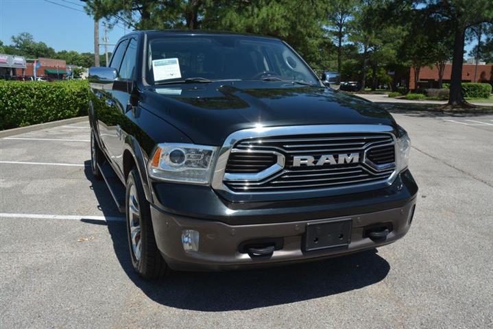 2017 1500 Laramie Longhorn image 4