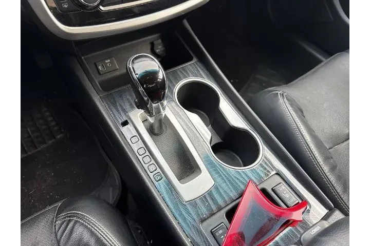 $15615 : Nissan Altima 2018 2.5 SL 4d image 8