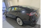 $20990 : Tesla Model 3 2022 4dr Sedan thumbnail